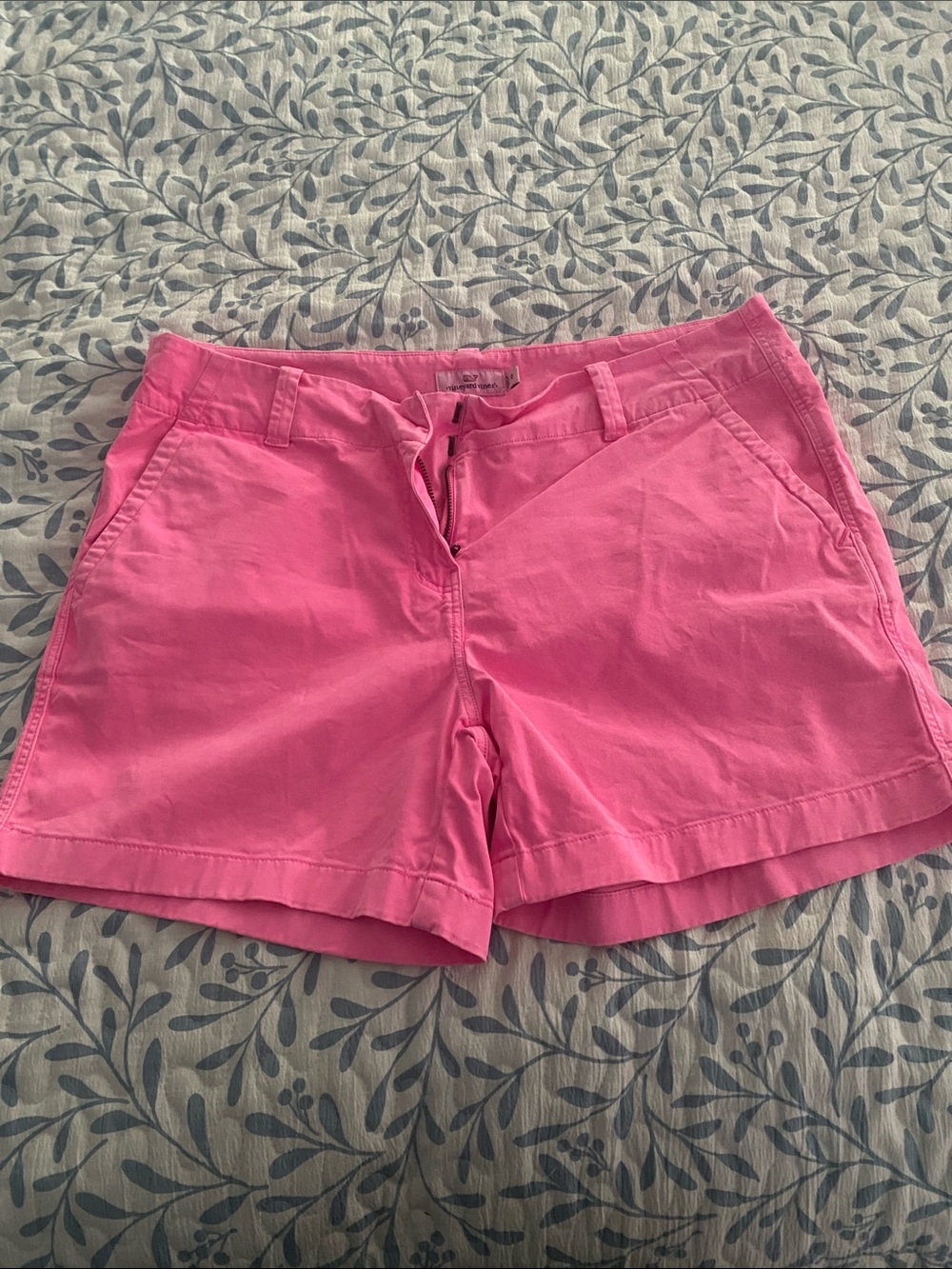 Pink Vineyard Vines Shorts. Ladies 10. 5-inch Inseam.